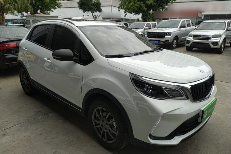 Used Livan X3 PRO 2022 1.5L CVT Xiao Sa Front Right 45 Deg