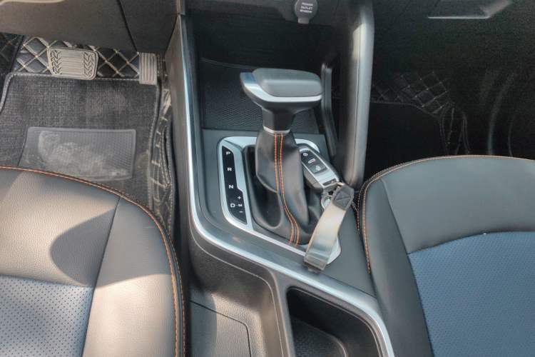 Used Livan X3 PRO 2022 1.5L CVT Xiao Sa Gear Lever
