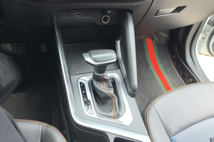 Used Livan X3 PRO 2022 1.5L CVT Xiao Sa Gear Lever