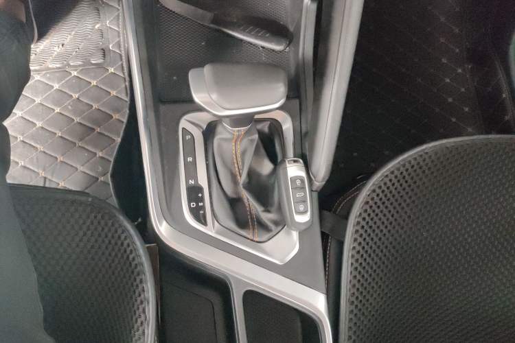 Used Livan X3 PRO 2022 1.5L CVT Xiao Sa Gear Lever