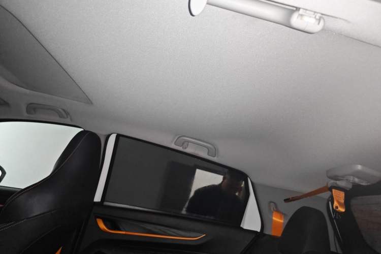 Used Livan X3 PRO 2022 1.5L CVT Xiao Sa Headliner