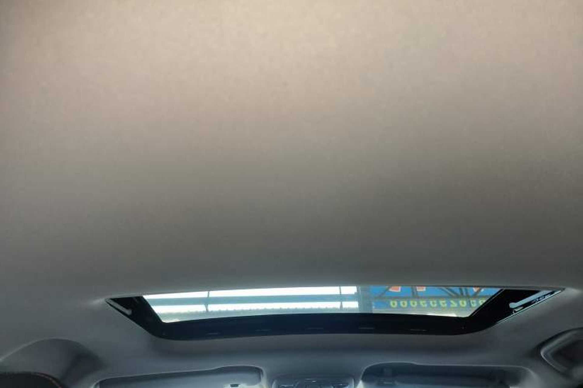 Used Livan X3 PRO 2022 1.5L CVT Xiao Sa Headliner