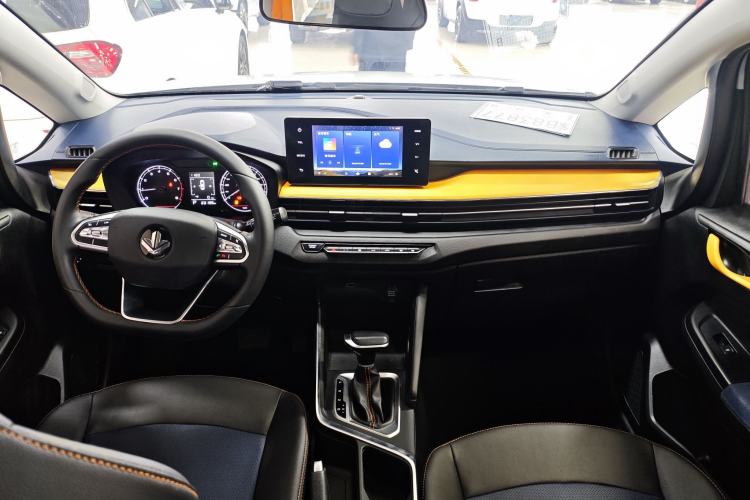 Used Livan X3 PRO 2022 1.5L CVT Xiao Sa Interior 2