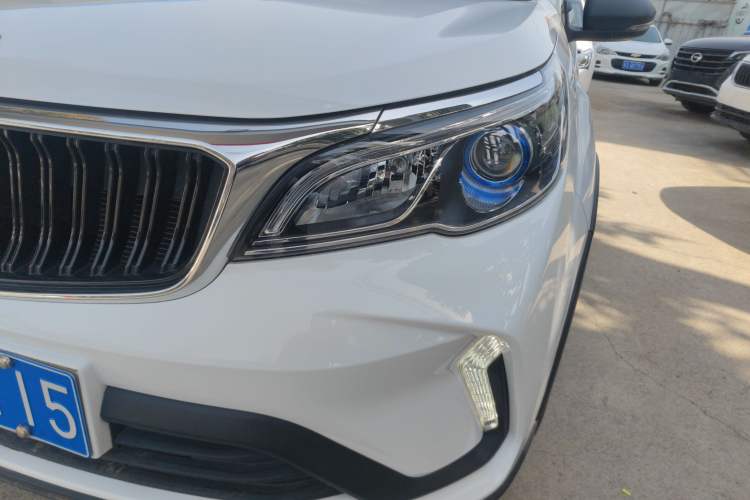 Used Livan X3 PRO 2022 1.5L CVT Xiao Sa Left Front Headlight