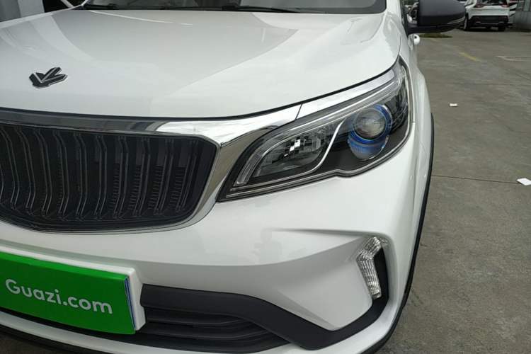 Used Livan X3 PRO 2022 1.5L CVT Xiao Sa Left Front Headlight