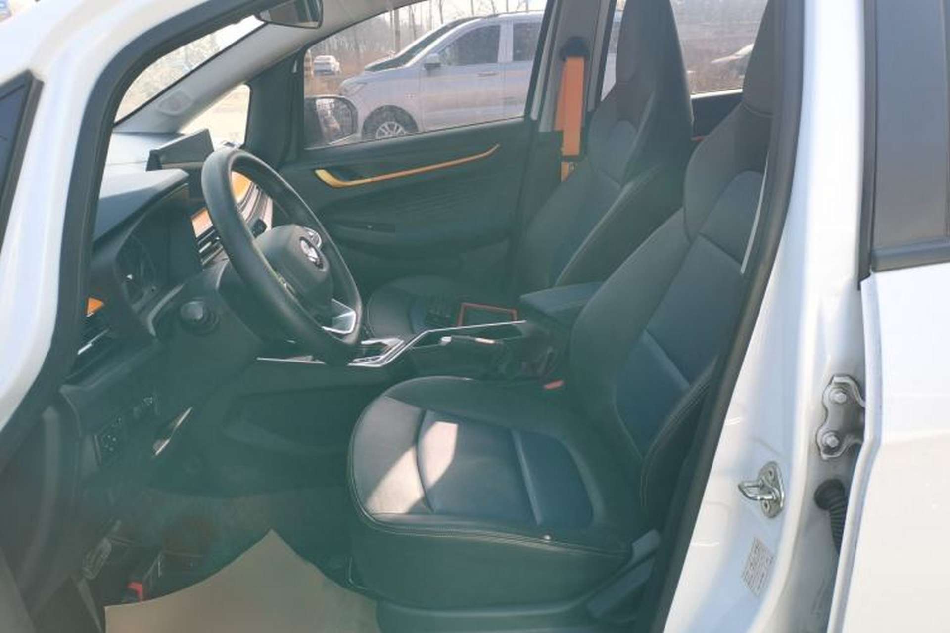 Used Livan X3 PRO 2022 1.5L CVT Xiao Sa Left Front Seat