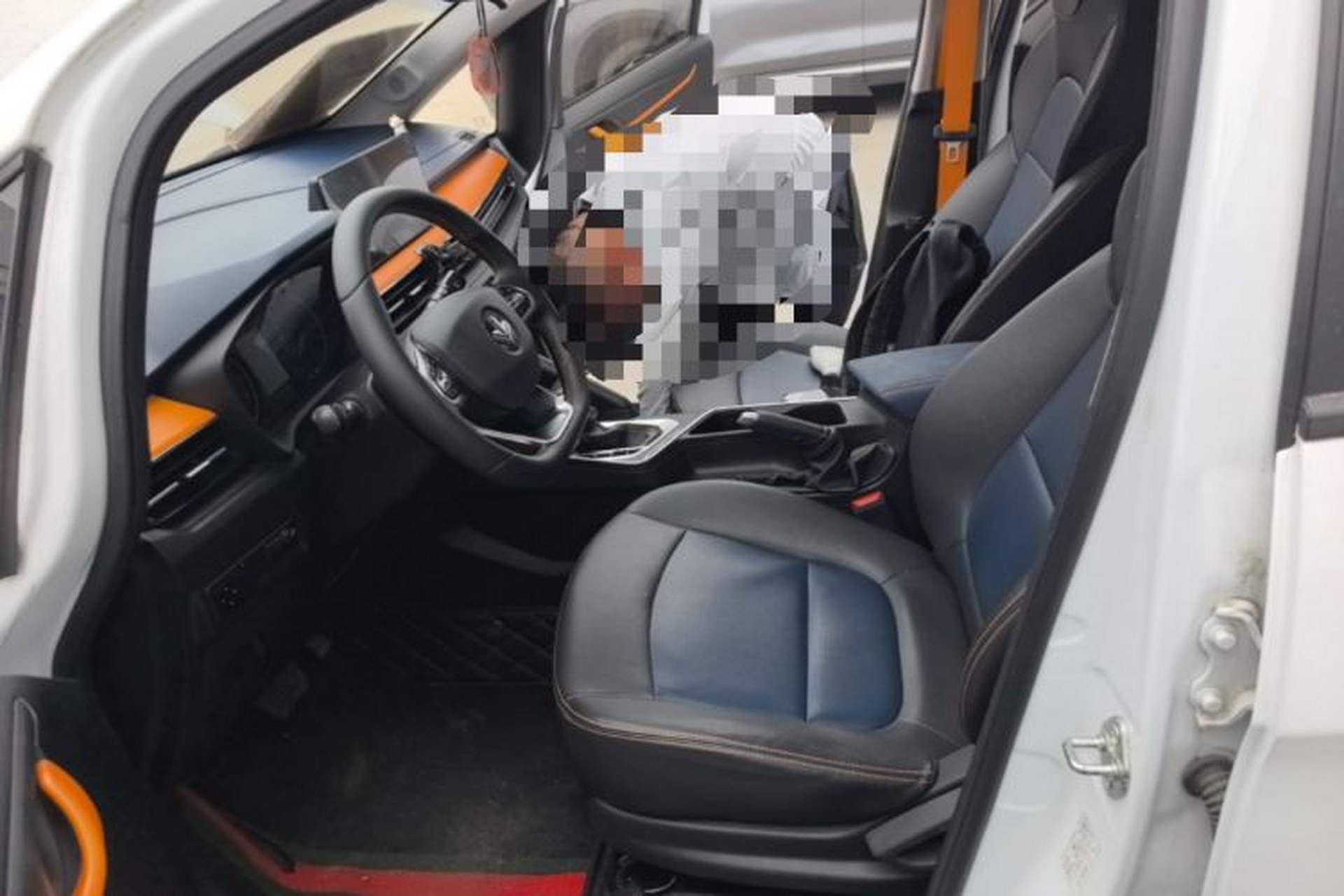 Used Livan X3 PRO 2022 1.5L CVT Xiao Sa Left Front Seat