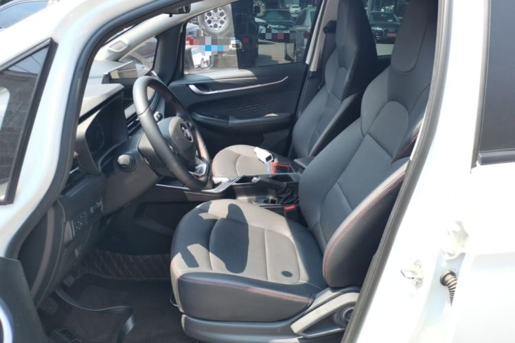 Used Livan X3 PRO 2022 1.5L Manual Little Cutie Left Front Seat
