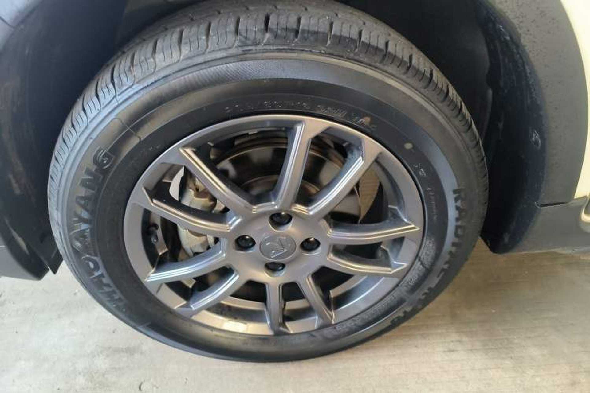 Used Livan X3 PRO 2022 1.5L CVT Xiao Sa Left Front Wheel Hub