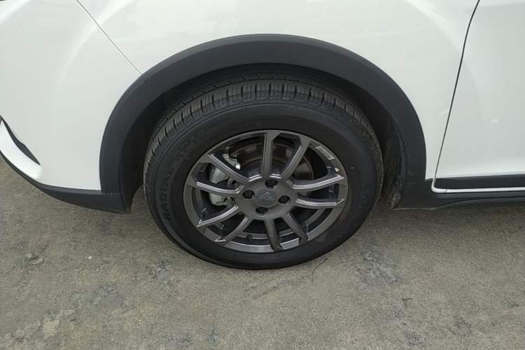 Used Livan X3 PRO 2022 1.5L CVT Xiao Sa Left Front Wheel Hub
