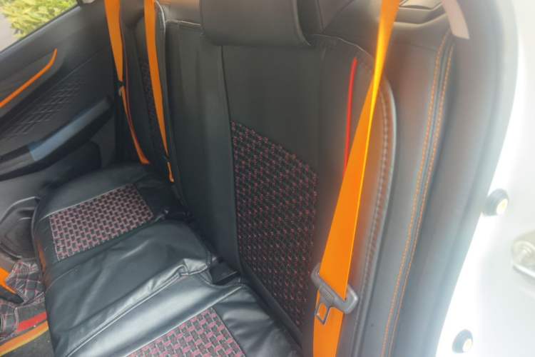 Used Livan X3 PRO 2022 1.5L CVT Xiao Sa Left Rear Seat