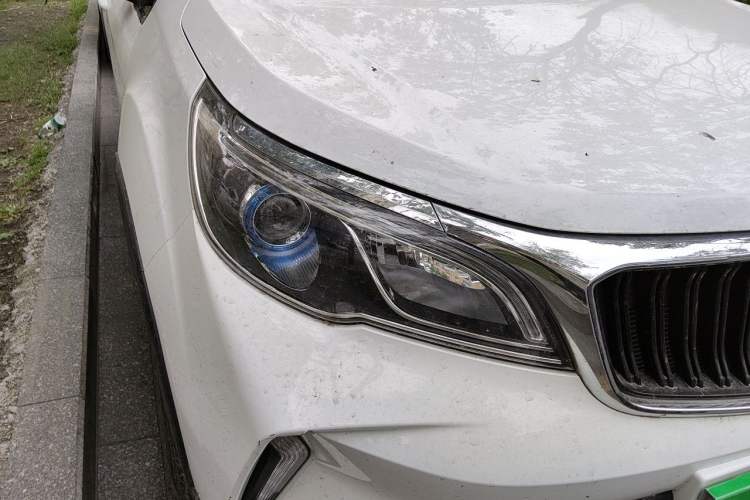 Used Livan X3 PRO 2022 1.5L CVT Xiao Sa Right Front Headlight