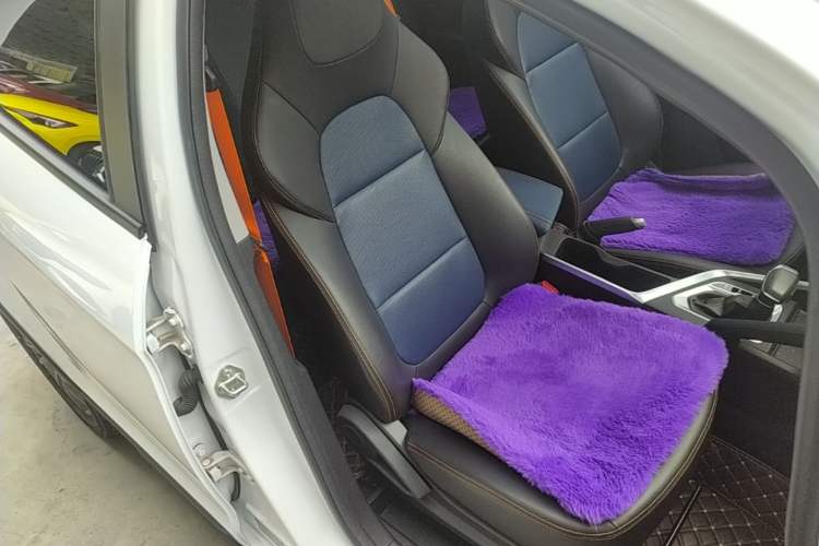 Used Livan X3 PRO 2022 1.5L CVT Xiao Sa Right Front Seat