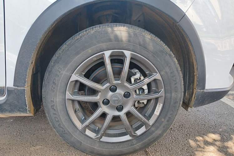 Used Livan X3 PRO 2022 1.5L CVT Xiao Sa Right Front Wheel Hub