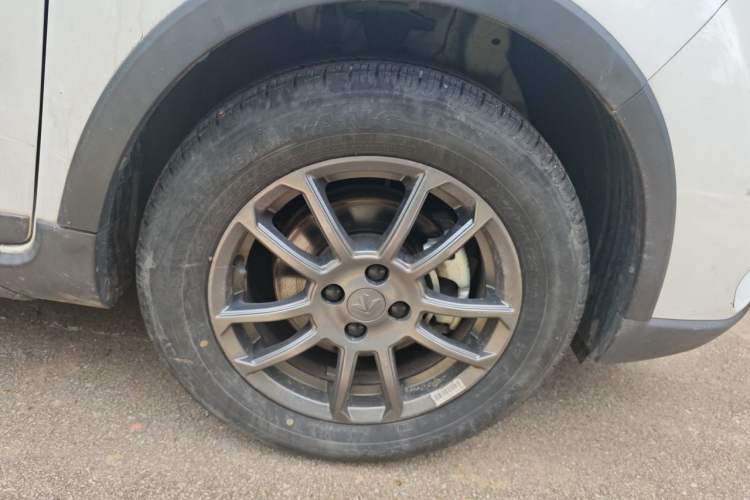 Used Livan X3 PRO 2022 1.5L CVT Xiao Sa Right Front Wheel Hub