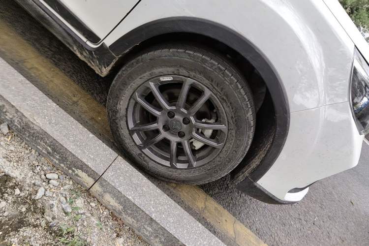 Used Livan X3 PRO 2022 1.5L CVT Xiao Sa Right Front Wheel Hub