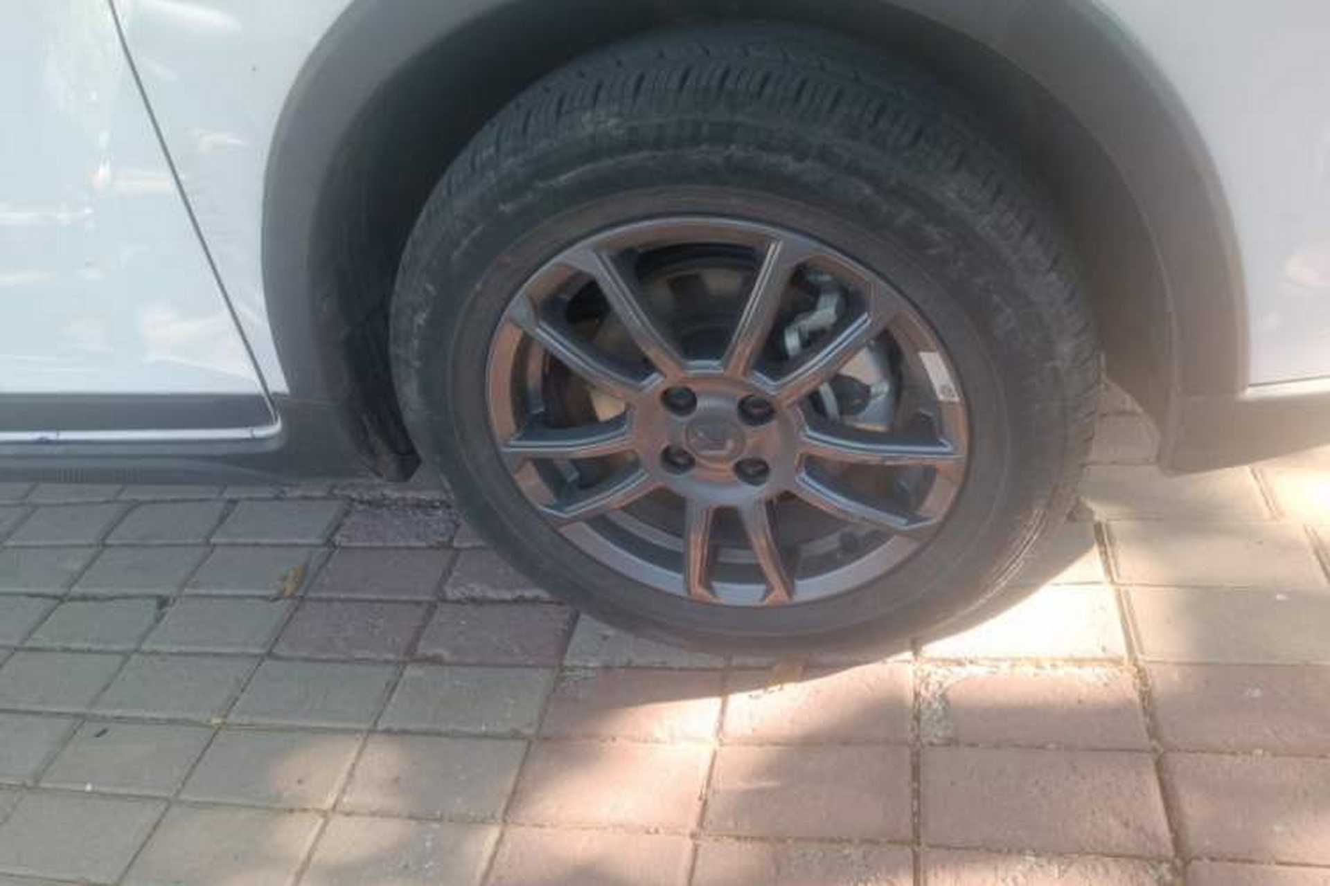 Used Livan X3 PRO 2022 1.5L CVT Xiao Sa Right Front Wheel Hub