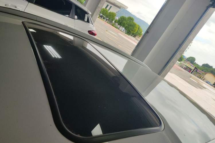 Used Livan X3 PRO 2022 1.5L CVT Xiao Sa Roof