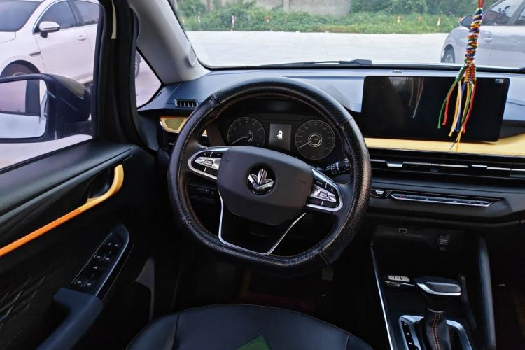 Used Livan X3 PRO 2022 1.5L CVT Xiao Sa Steering Wheel