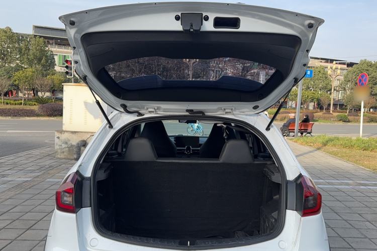 Used Livan X3 PRO 2022 1.5L Manual Little Cutie Trunk
