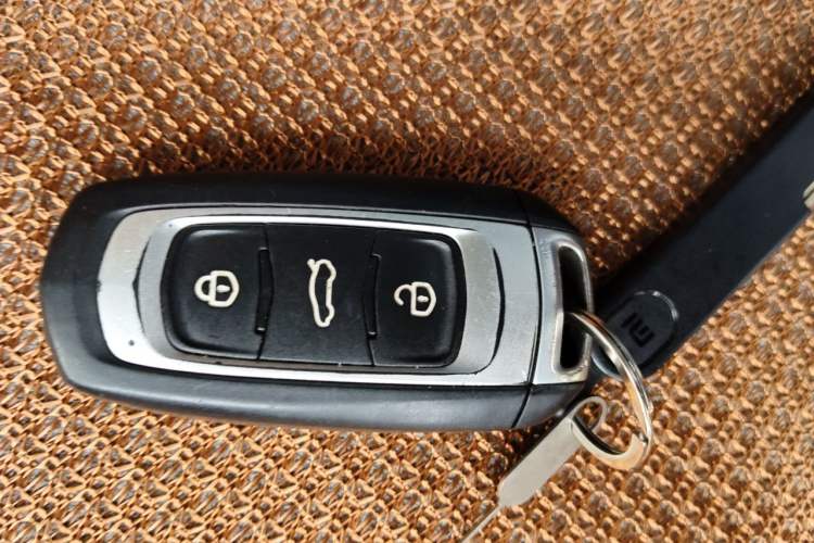 Used Livan X3 PRO 2022 1.5L CVT Xiao Sa Vehicle Key