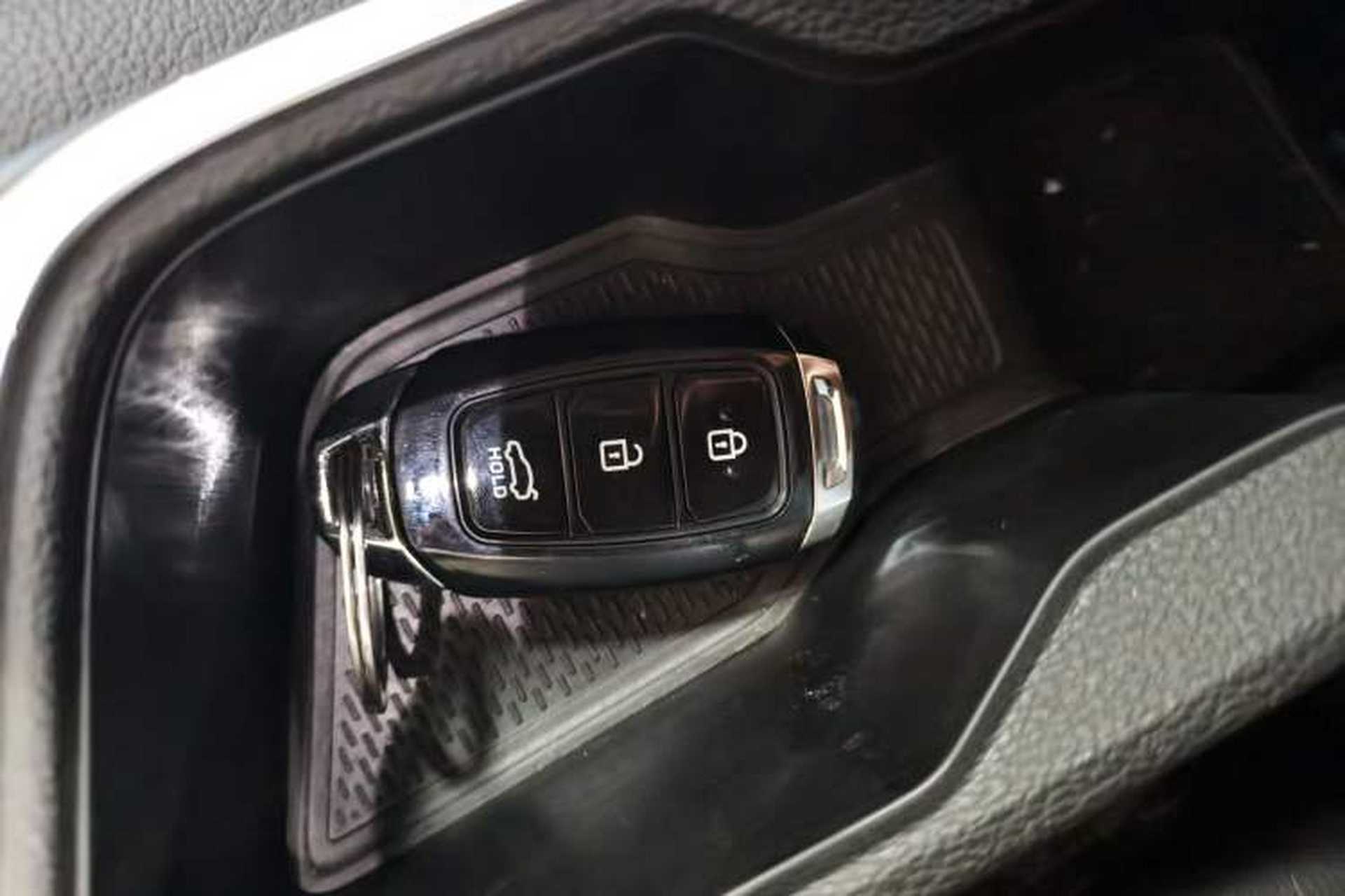 Used Livan X3 PRO 2022 1.5L CVT Xiao Sa Vehicle Key