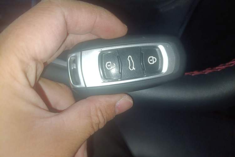 Used Livan X3 PRO 2024 1.5L CVT Xiao Sa Interior 1