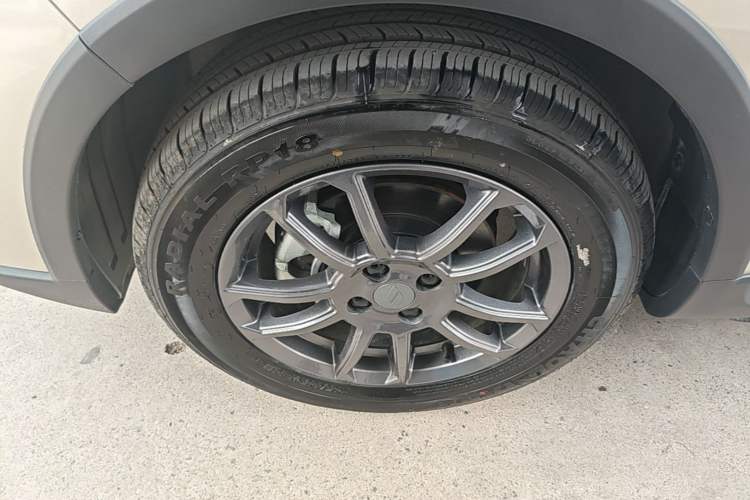 Used Livan X3 PRO 2024 1.5L CVT Xiao Sa Left Front Wheel Hub