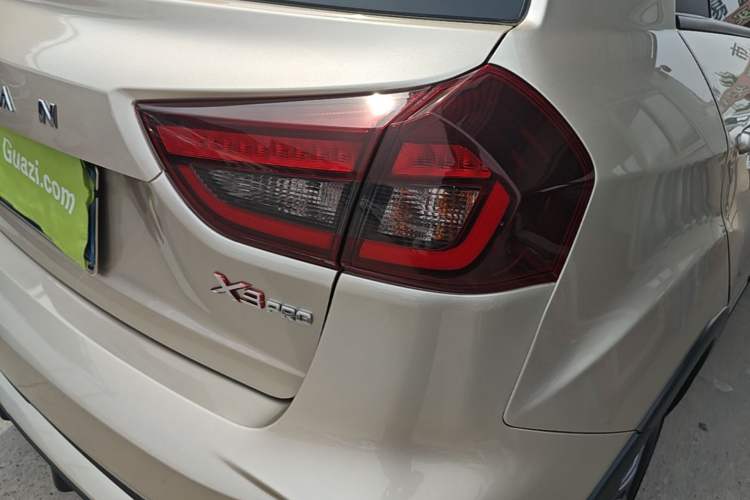 Used Livan X3 PRO 2024 1.5L CVT Xiao Sa Right Rear Taillight