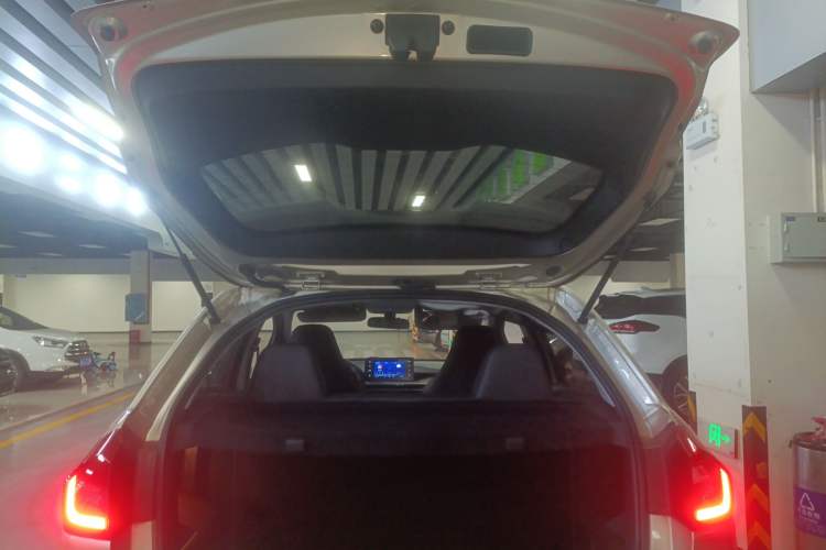 Used Livan X3 PRO 2024 1.5L CVT Xiao Sa Trunk