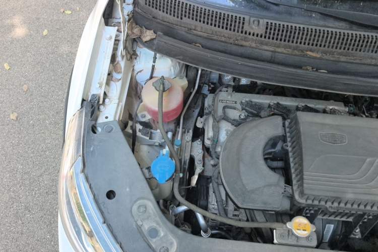 Used Livan X3 PRO 2024 1.5L CVT Xiao Sa Engine Bay Right