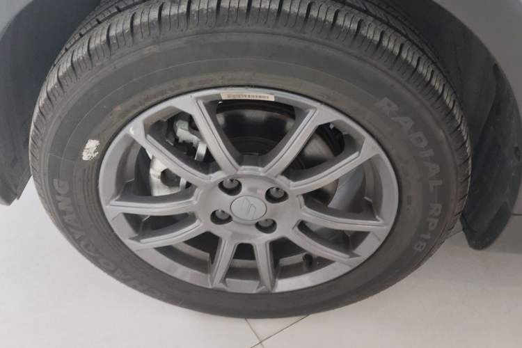 Used Livan X3 PRO 2024 1.5L CVT Xiao Sa Left Front Wheel Hub