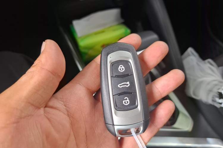 Used Livan X3 PRO 2024 1.5L CVT Xiao Sa Vehicle Key