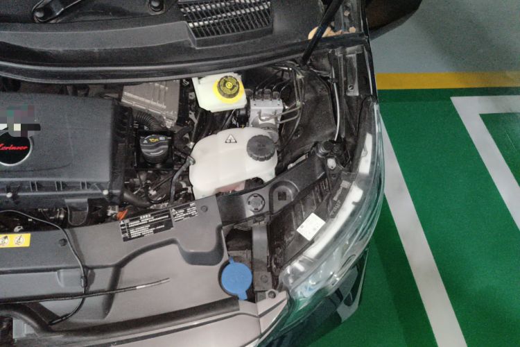 Used Lorinser LS Series 2023 LS570MX Tianzhou Engine Bay Left
