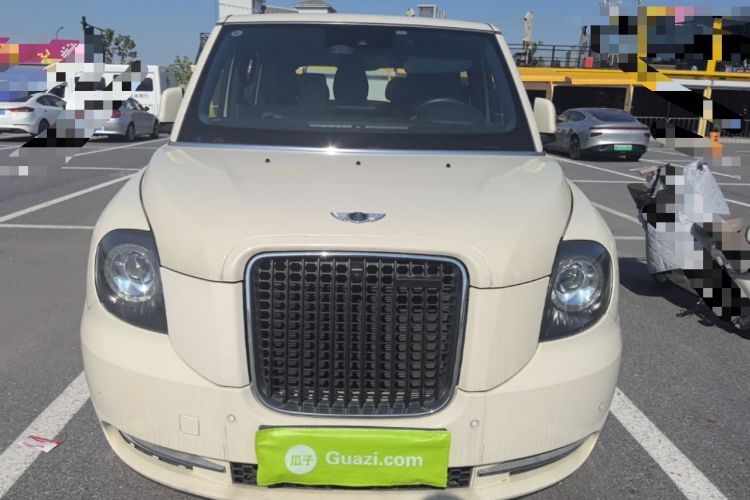 Used Lorinser LX 2021 seven-seater version Front