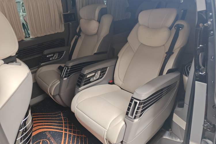 Used Lorinser MS500L 2020 MS500L Left Rear Seat