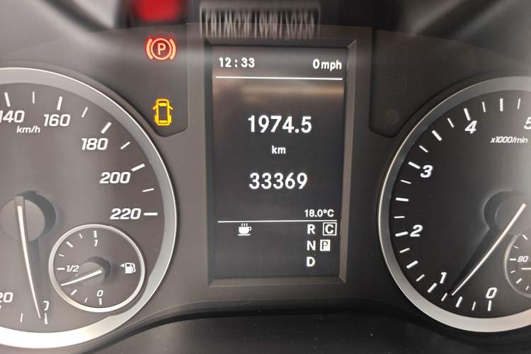 Used Lorinser MS500L 2020 MS500L Odometer Close Up
