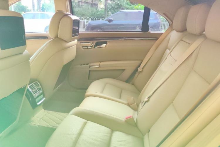 Used Lorinser S-Class  Left Rear Seat