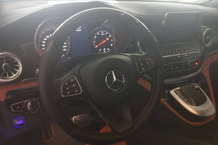 Used Lorinser VS Series 2024 VS570MX Tianzhou Seven-Seater Steering Wheel