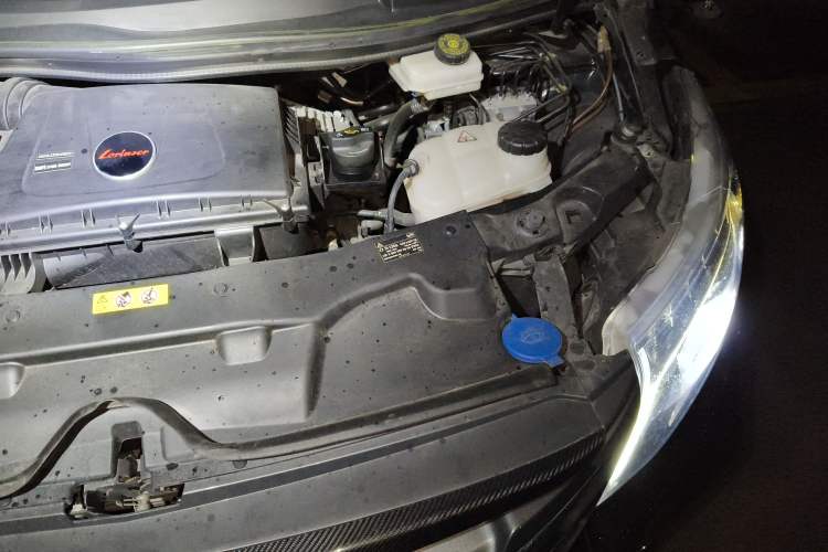 Used Lorinser VS Series 2024 VS560MX Tianyu Travel Edition Engine Bay Left