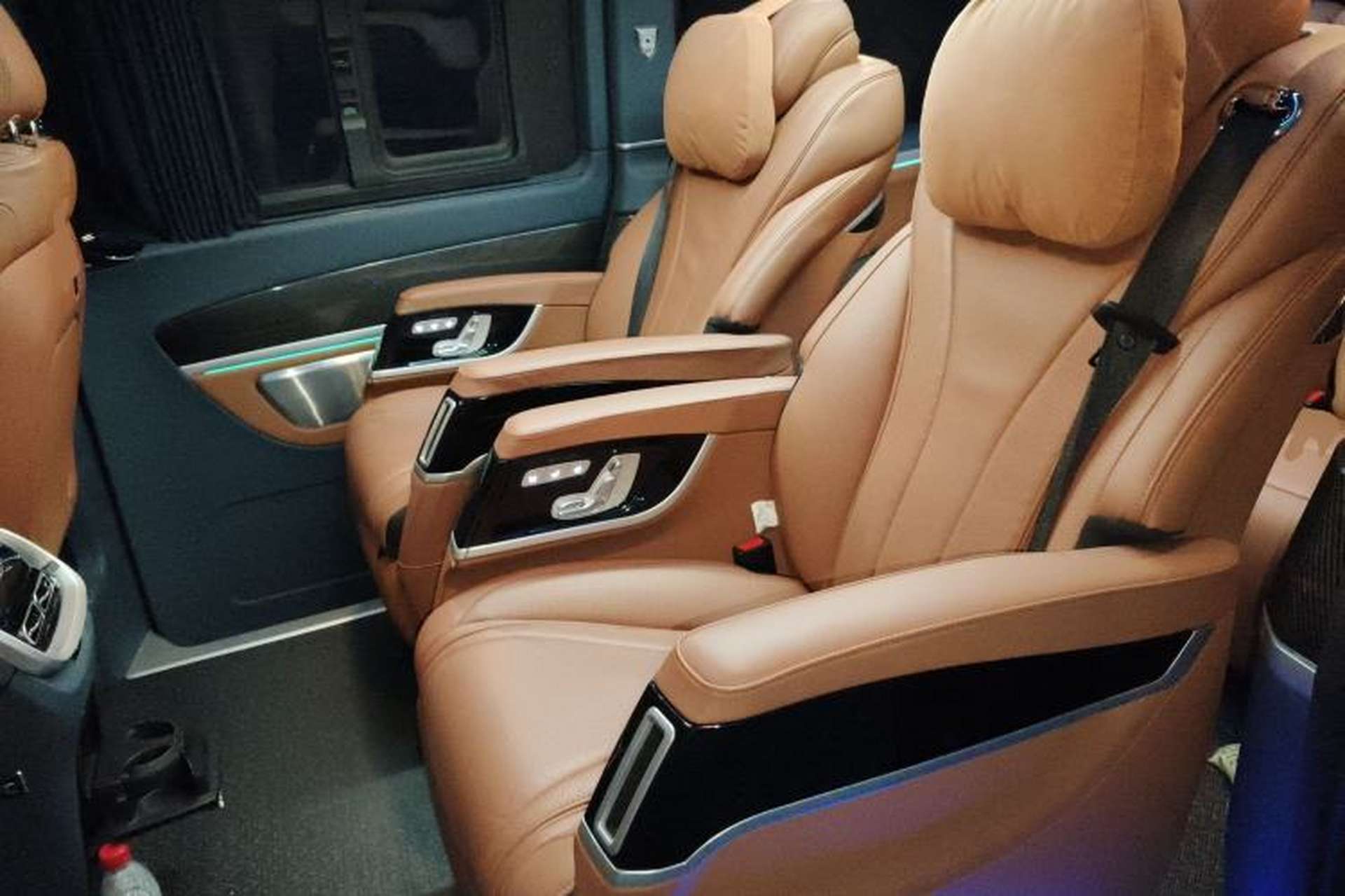 Used Lorinser VS Series 2024 VS560MX Tianyu Travel Edition Left Rear Seat