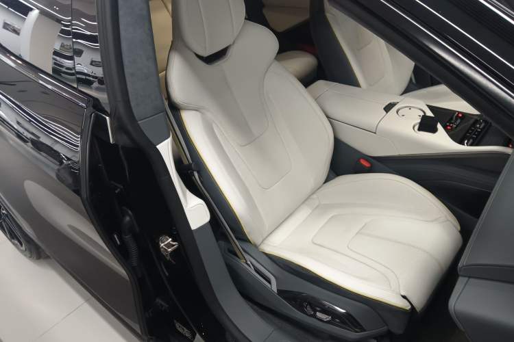 Used Lotus ELETRE 2023 ELETRE S+ Right Front Seat