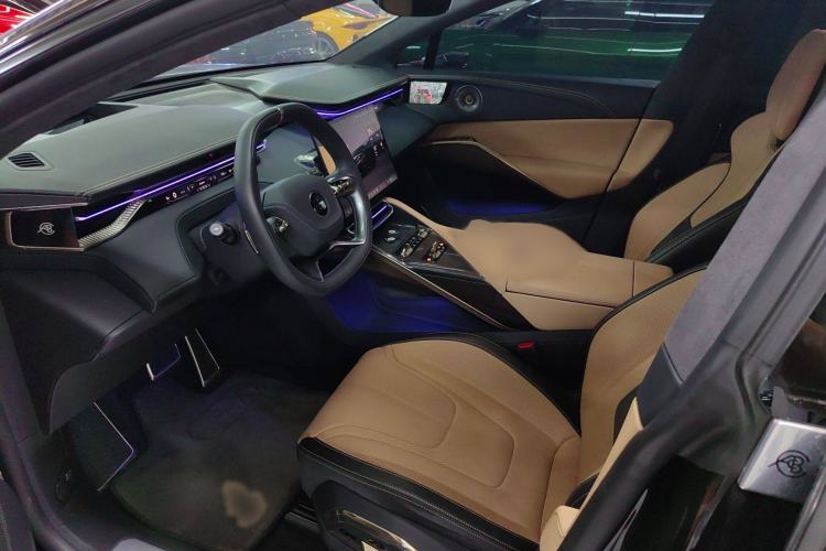Used Lotus ELETRE 2023 ELETRE R+ Interior 1