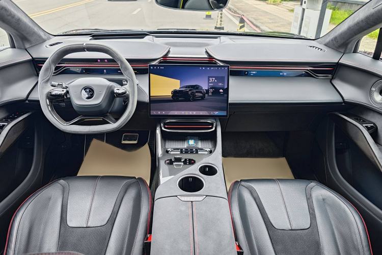 Used Lotus ELETRE 2023 ELETRE S+ Interior 4