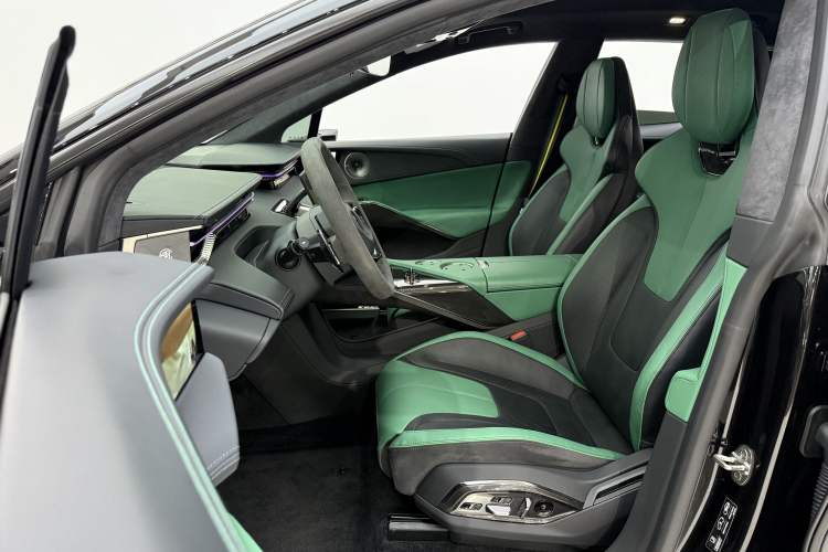 Used Lotus ELETRE 2023 ELETRE S+ Interior 5