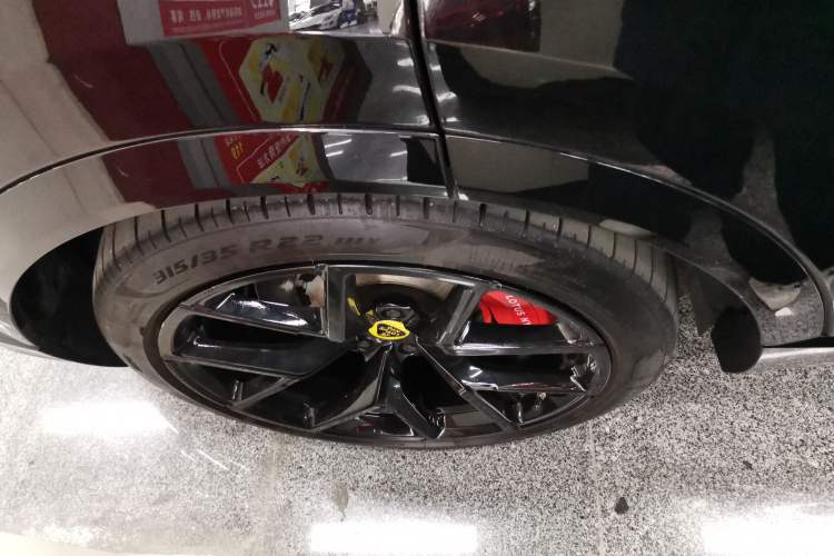 Used Lotus ELETRE 2023 ELETRE S+ Right Rear Wheel Hub