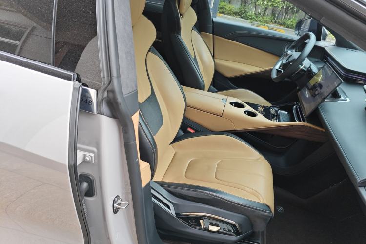 Used Lotus ELETRE 2023 ELETRE S+ Right Front Seat