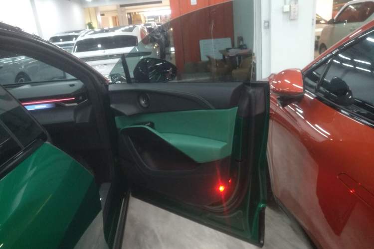 Used Lotus ELETRE 2023 ELETRE S+ Interior 5