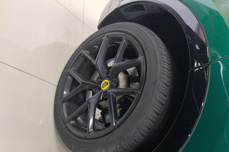 Used Lotus ELETRE 2023 ELETRE S+ Right Rear Wheel Hub