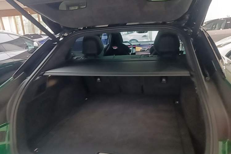Used Lotus ELETRE 2023 ELETRE R+ Trunk